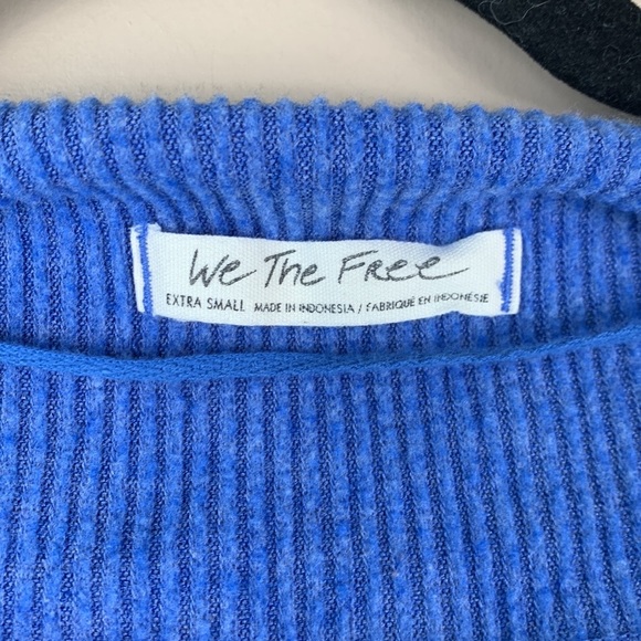 Free people main squeeze blue Hacci sweater sz xs - Picture 8 of 8